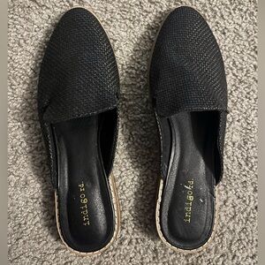 Indigo Black Woven Slip-On Loafers